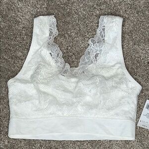 Soma Ivory Bralette Lace Seam Free